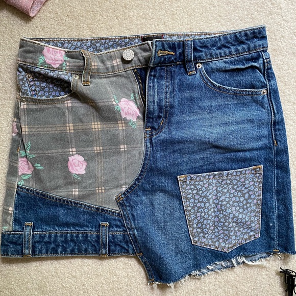 Urban Outfitters BDG Patchwork Mini Skirt - Picture 3 of 3